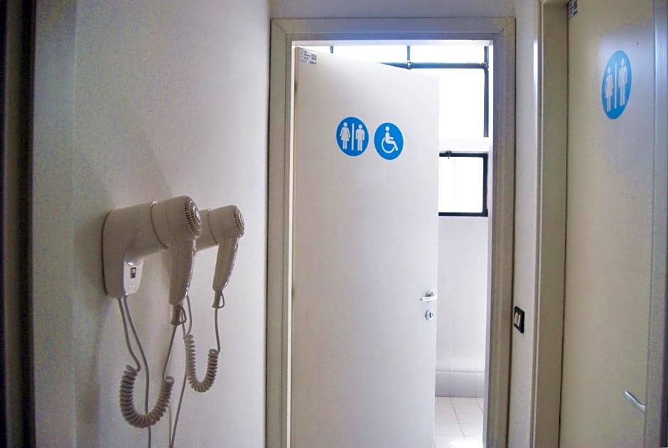 Mio Hostel