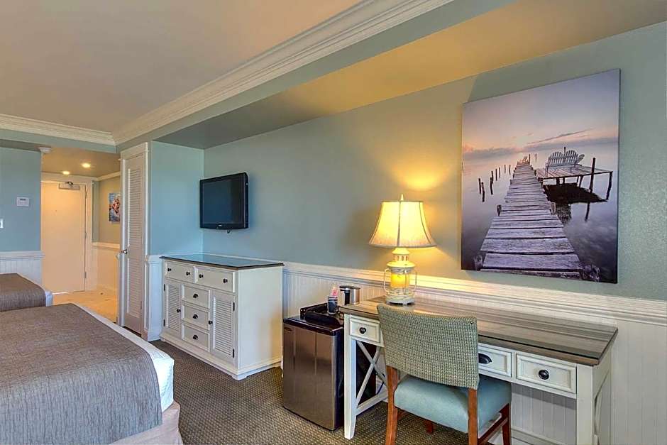 Shutters on the Banks