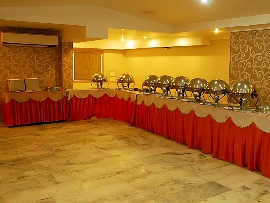 Hotel Nakshatra Inn