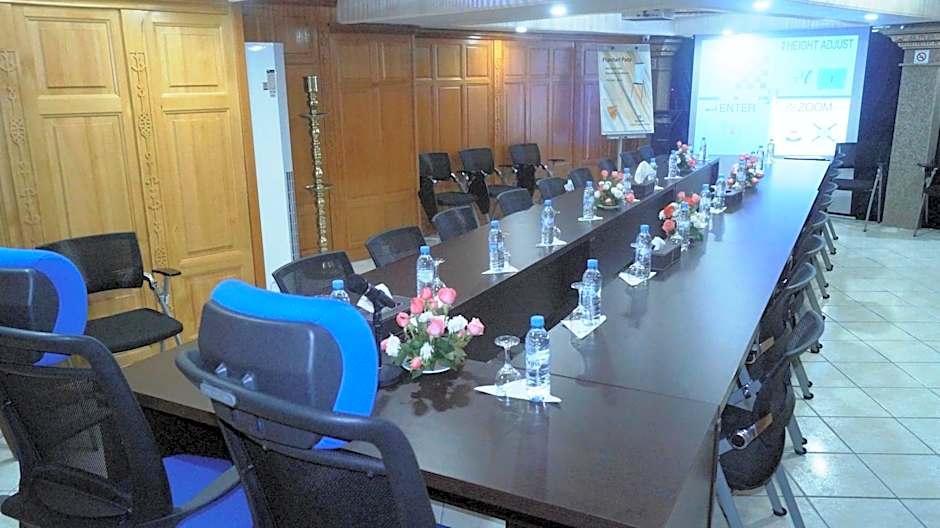 Majliss Hotel Downtown