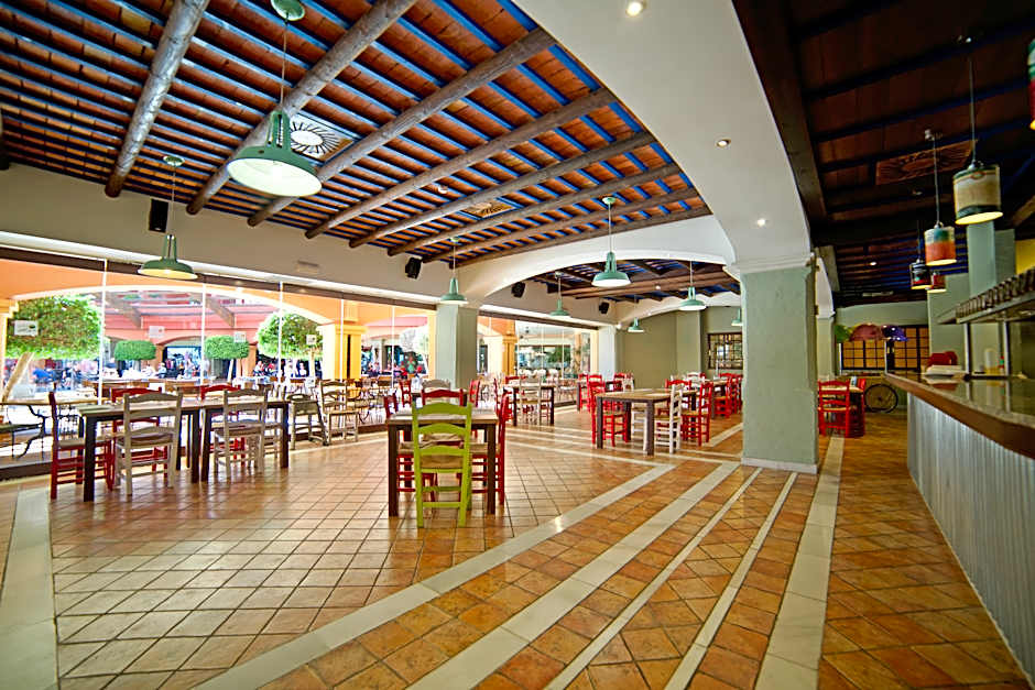 Holiday World VILLAGE Hotel