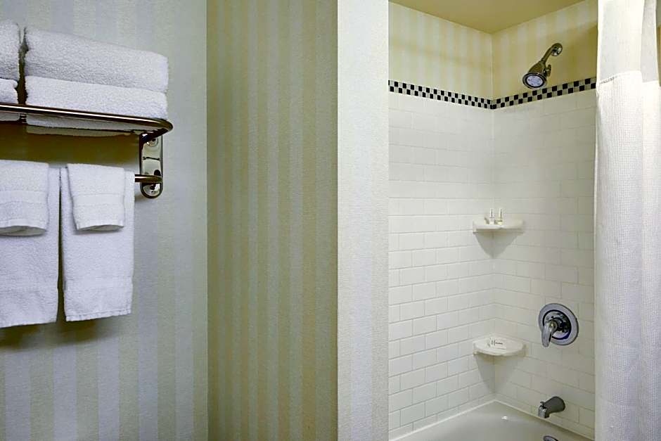 Fairfield Inn & Suites by Marriott Columbus Polaris