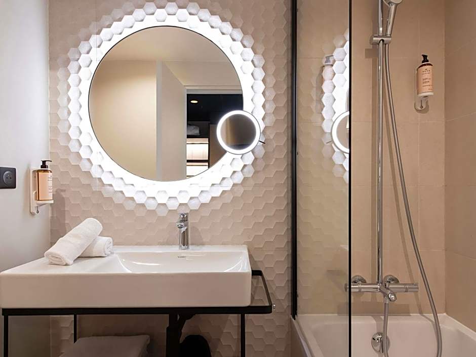 Mercure Paris Bercy Bibliotheque