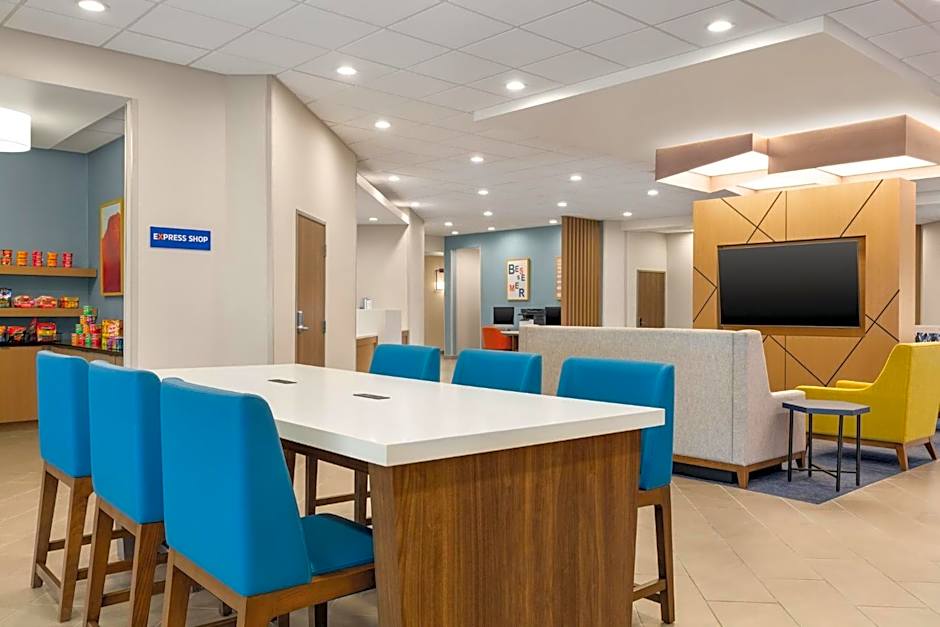 Holiday Inn Express & Suites Bessemer - Birmingham SW By IHG