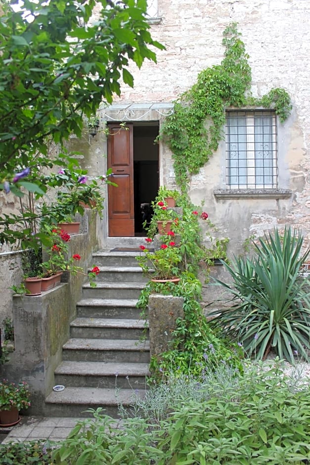 Residence Via Benamati