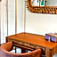 Marreros Guest Mansion - Adult Only