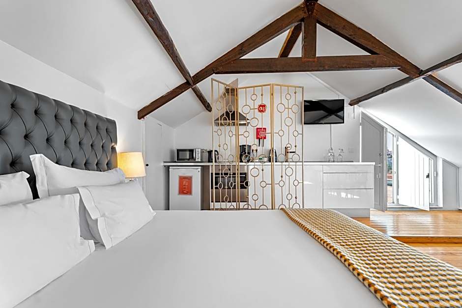 Quinta Colina by Shiadu