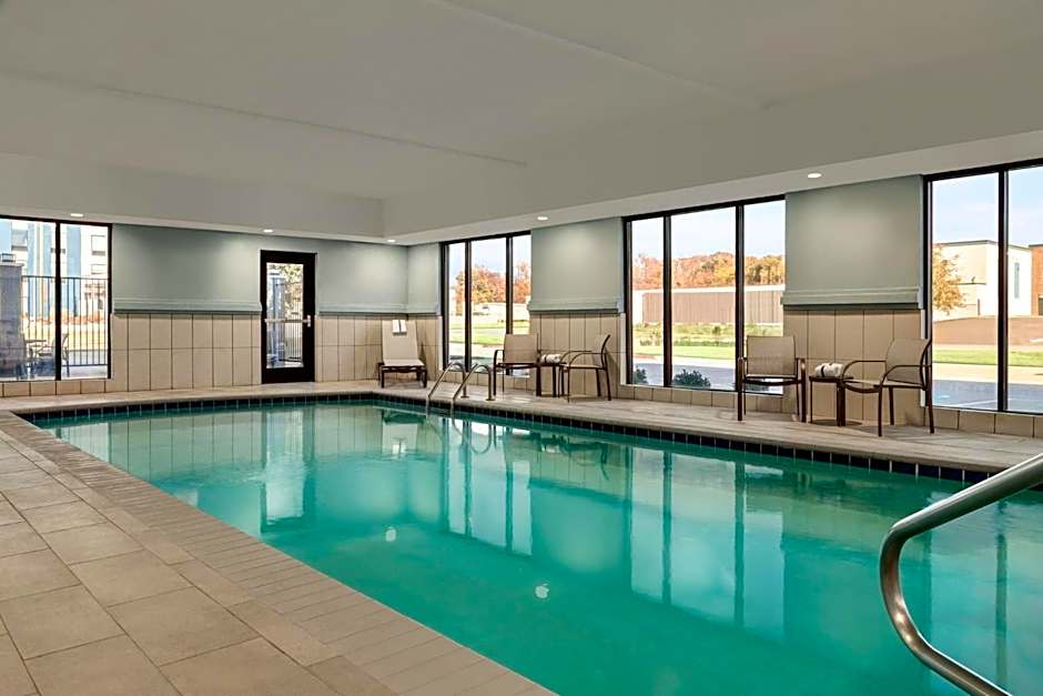 Holiday Inn Express & Suites Forrest City by IHG