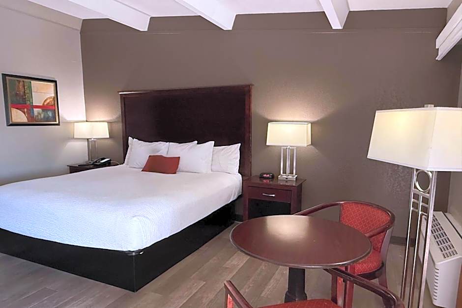 Travelodge by Wyndham Lakeland