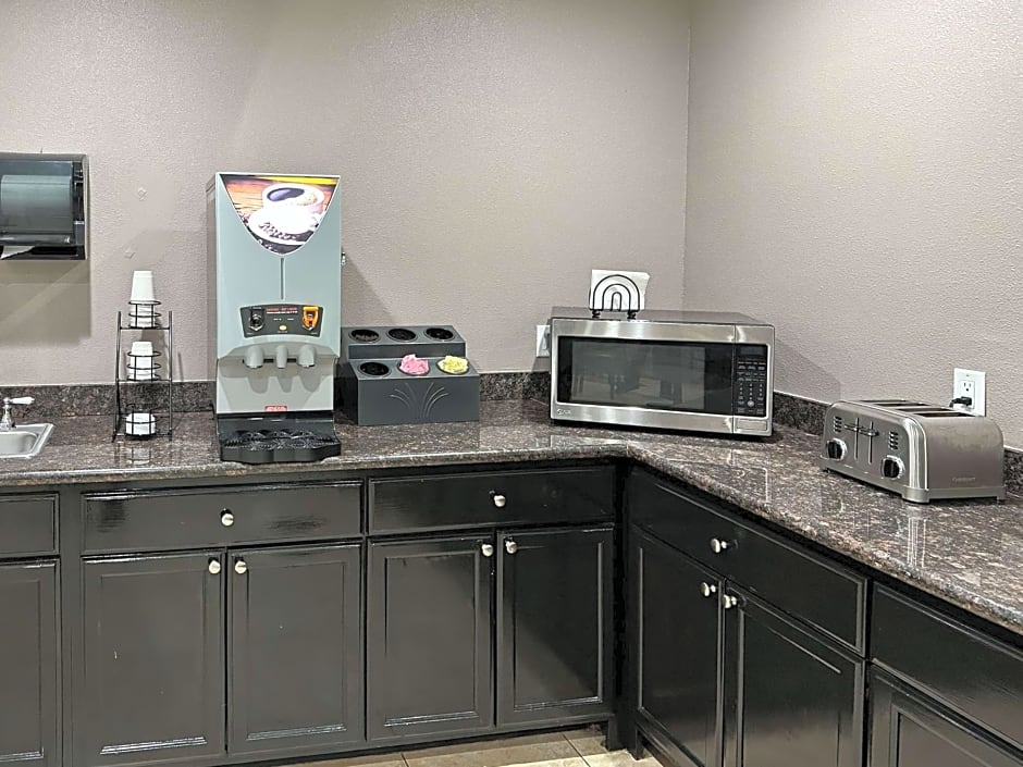 Studio 6 Mesa, AZ ? Near Downtown &amp; Sloan Park