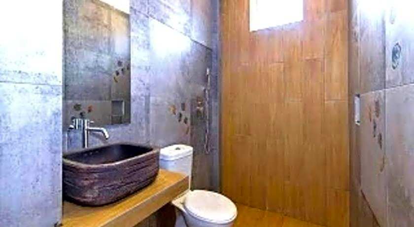 Raintree Boutique Hotel