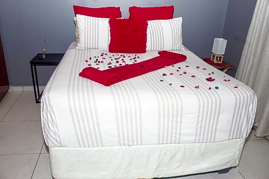 Warmbaths Thai Spa and Guest House