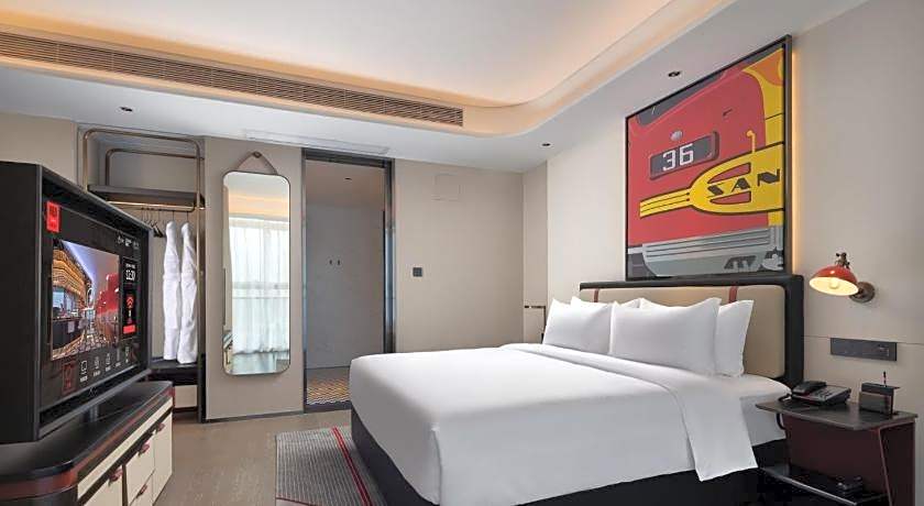 Radisson RED Guangzhou South Railway Station