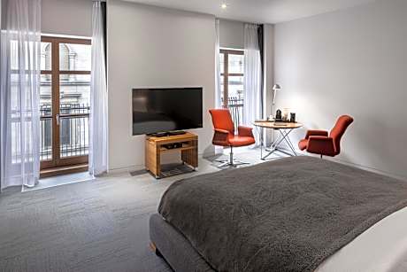 Deluxe Loft