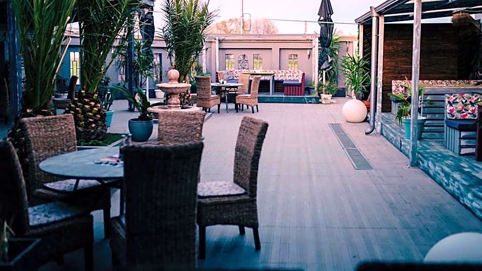 Plaza Hotel Plovdiv - Free Parking