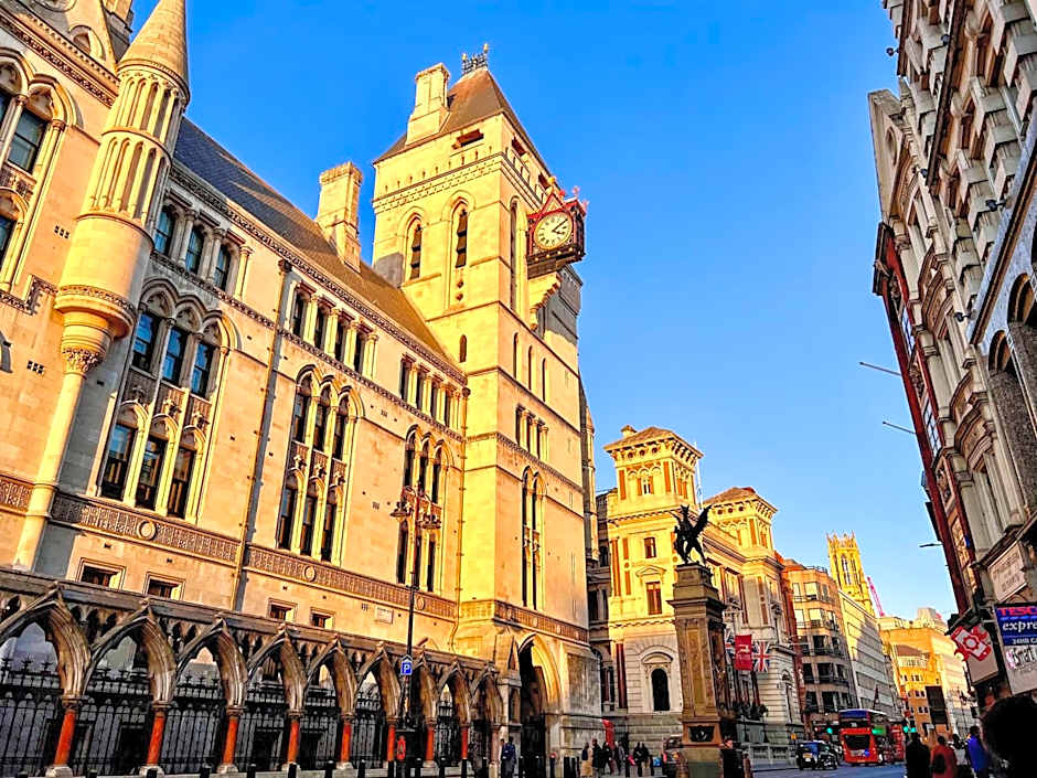 Deluxe Entire Apartment Between Covent Garden and St Pauls Cathedral