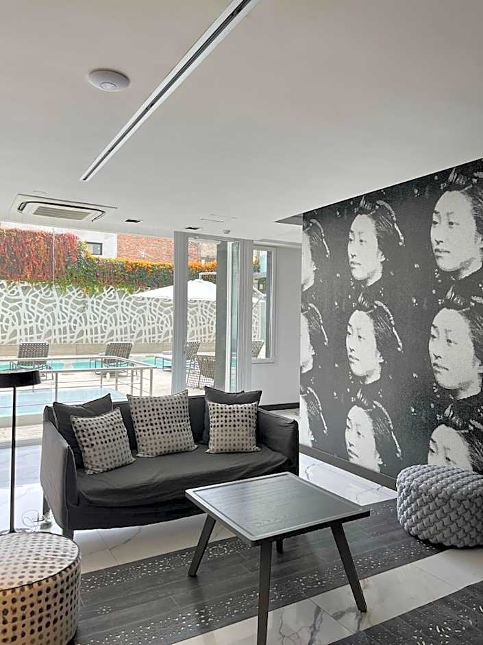 Ilum Experience Home