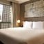 Hilton Chicago/Magnificent Mile Suites