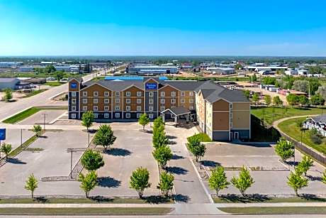 Travelodge Suites by Wyndham Estevan
