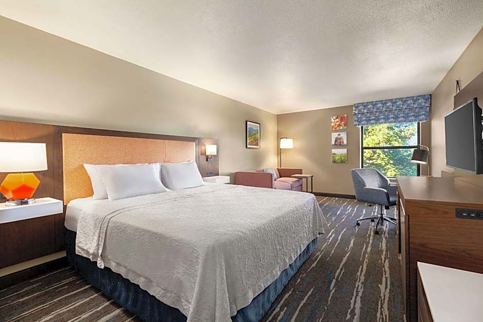 Hampton Inn By Hilton Tracy CA