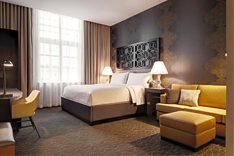 Deluxe King Bed