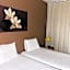 Kyriad Hotel Montpellier Centre Antigone