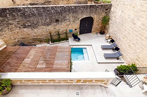 La Cour St Siffret- Uzès
