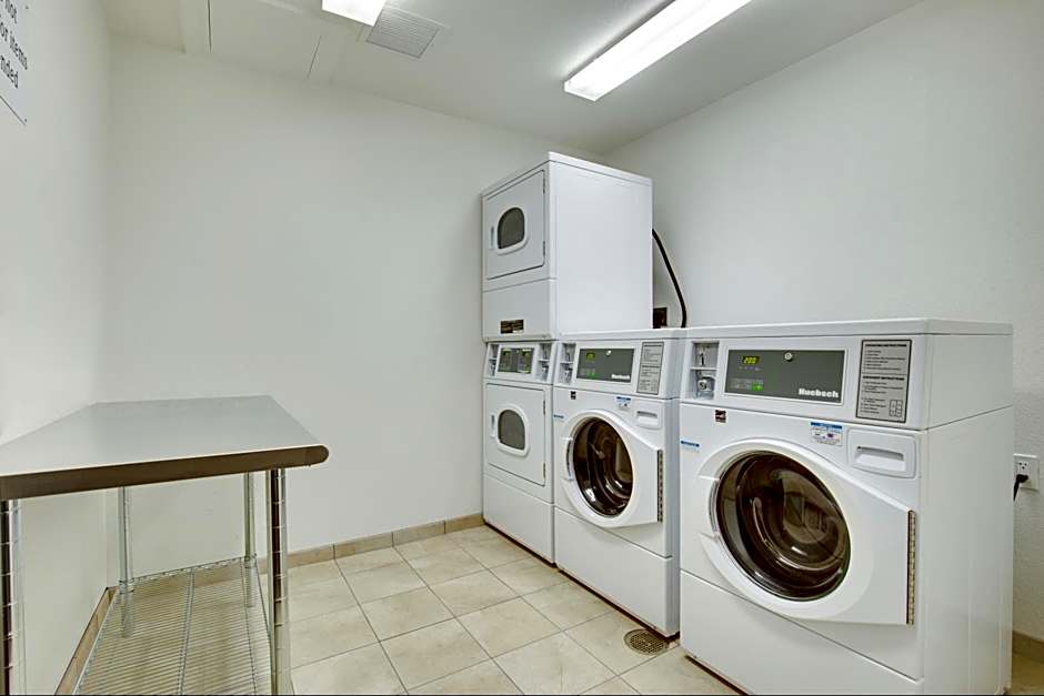 Motel 6-Poplar Bluff, MO