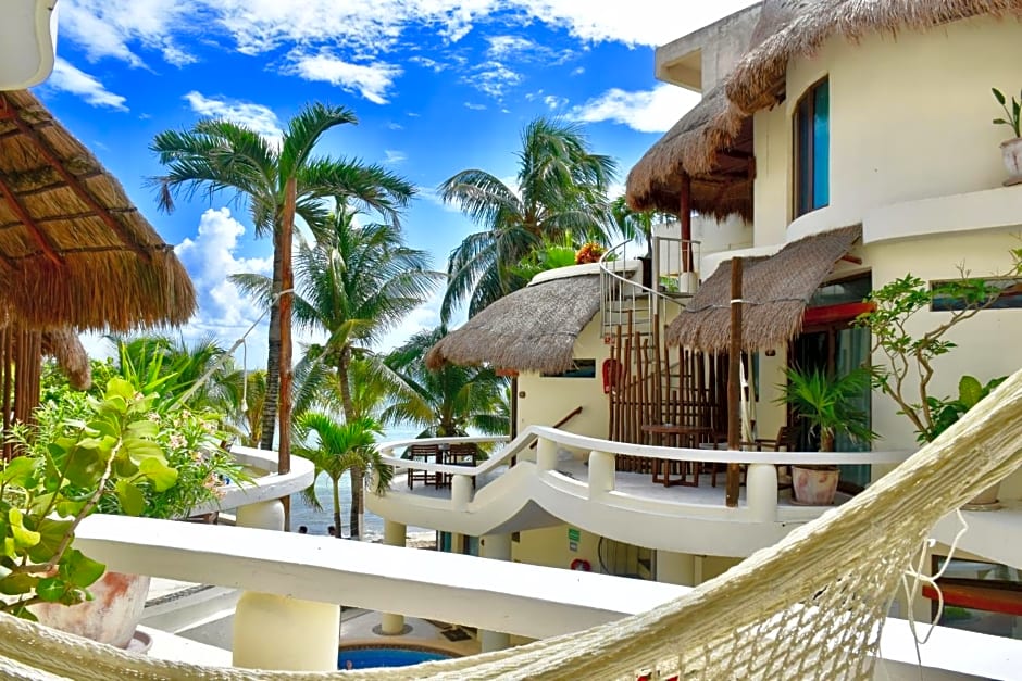 Playa Palms Beach Hotel