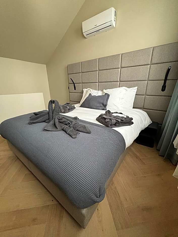 Hotel Mezza Notte