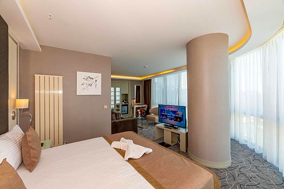 The Conforium Hotel Van