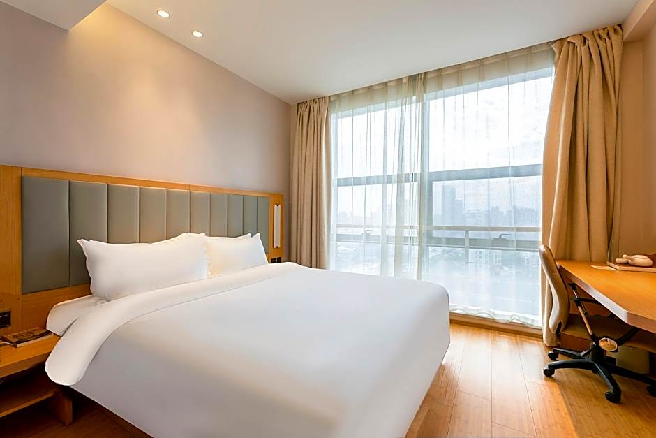 Ji Hotel Ningbo Yinzhou Wanda