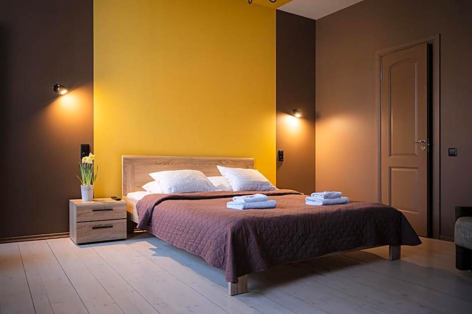 Double Room — 17 fotoğraftan 1. fotoğraf