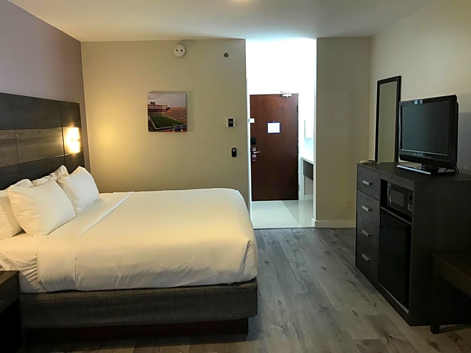 HoM, A Trademark Collection Hotel