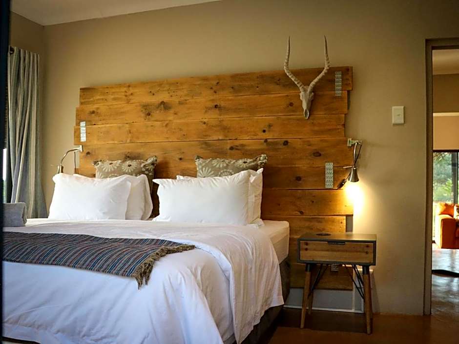 Sensiri Plains Safari Lodge