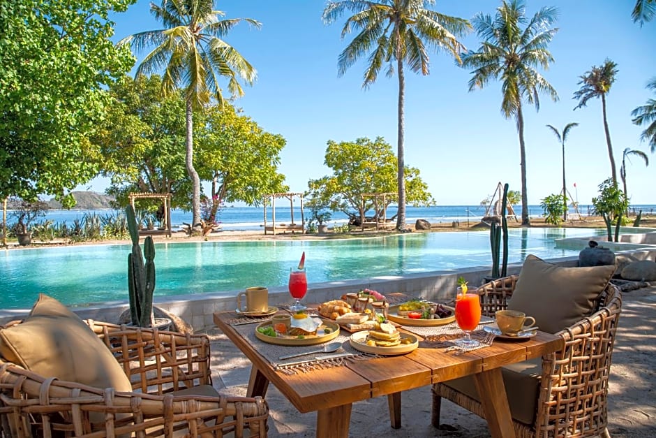 Bleu MATHIS Gili Asahan