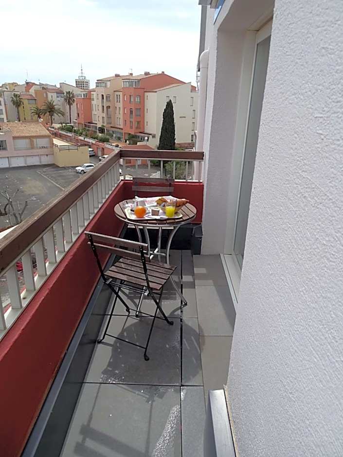 Brit Hotel Opal Centre Port