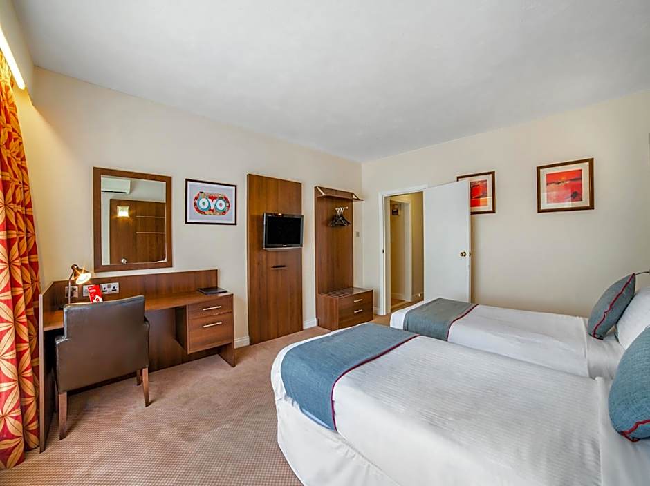 The Bridge House Hotel