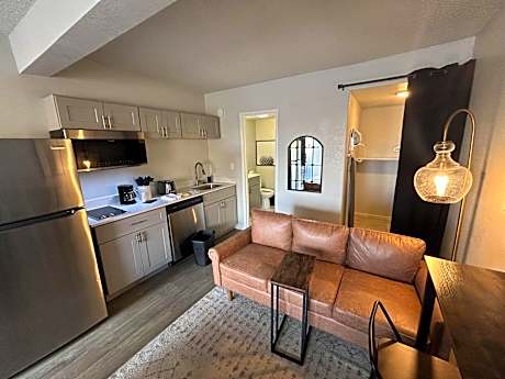 Quadruple Room - Non-Smoking