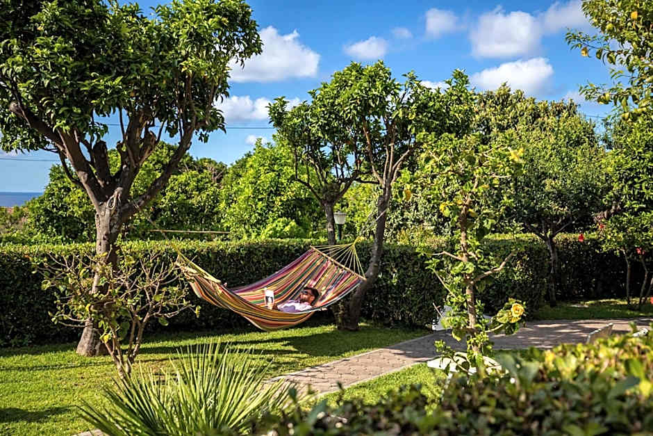 HibiscusUno Tropea Residence