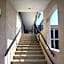 Quarters Inn & Suites
