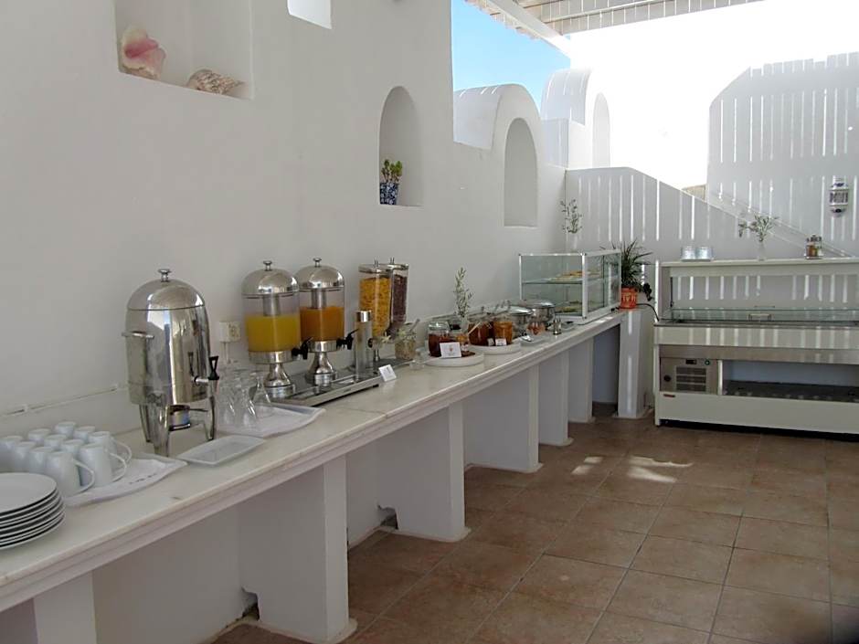 Porto Scoutari Romantic Hotel