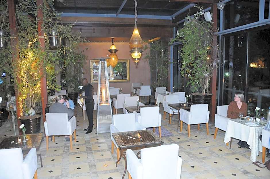 Riad Wow
