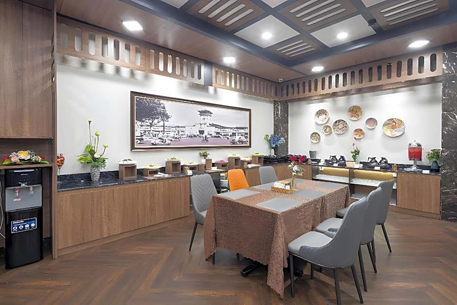 Viet Lotus Saigon Hotel
