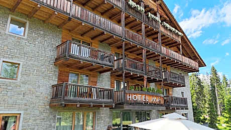 Maribel Hotel
