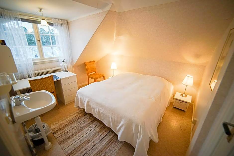 Liljeholmen Herrgård Hostel