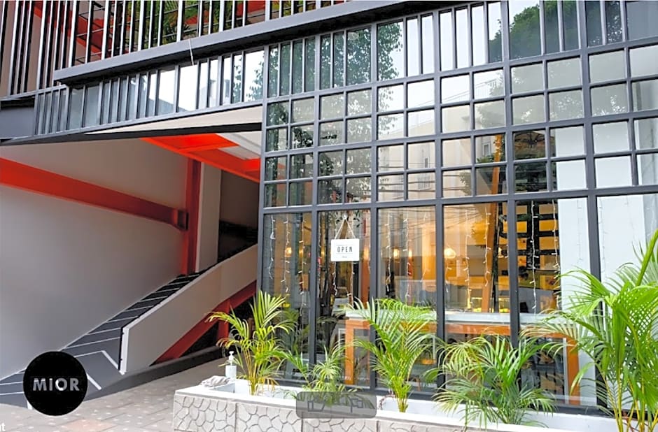 Mior House