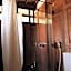 Tembi - Historical Home