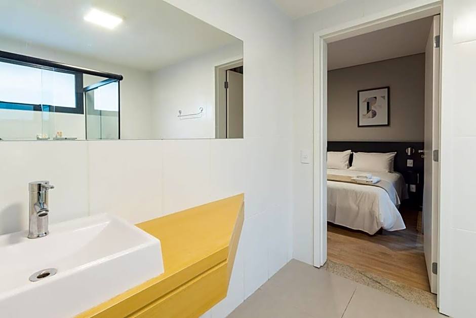 BHomy Pinheiros - Excelente localização MR 217A