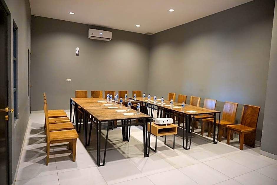 Hotel Pantes Simpang Lima Semarang